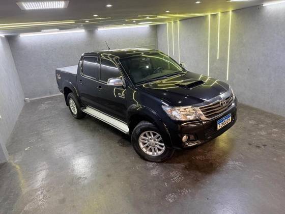 TOYOTA HILUX 3.0 SRV 4X4 CD 16V TURBO INTERCOOLER DIESEL 4P AUTOMÁTICO
